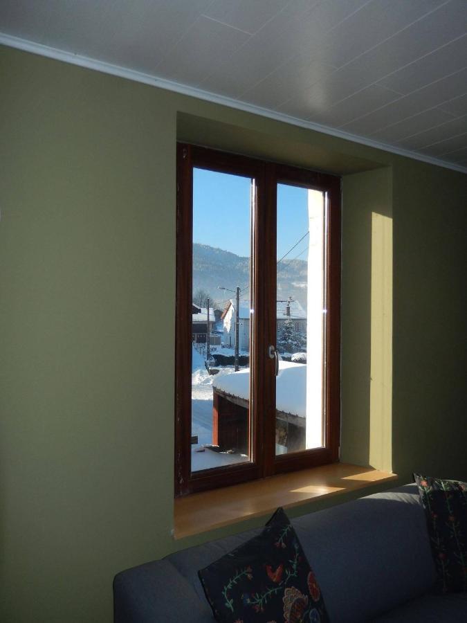 Au Pied Du Gazon Saint-Maurice-sur-Moselle Exterior foto