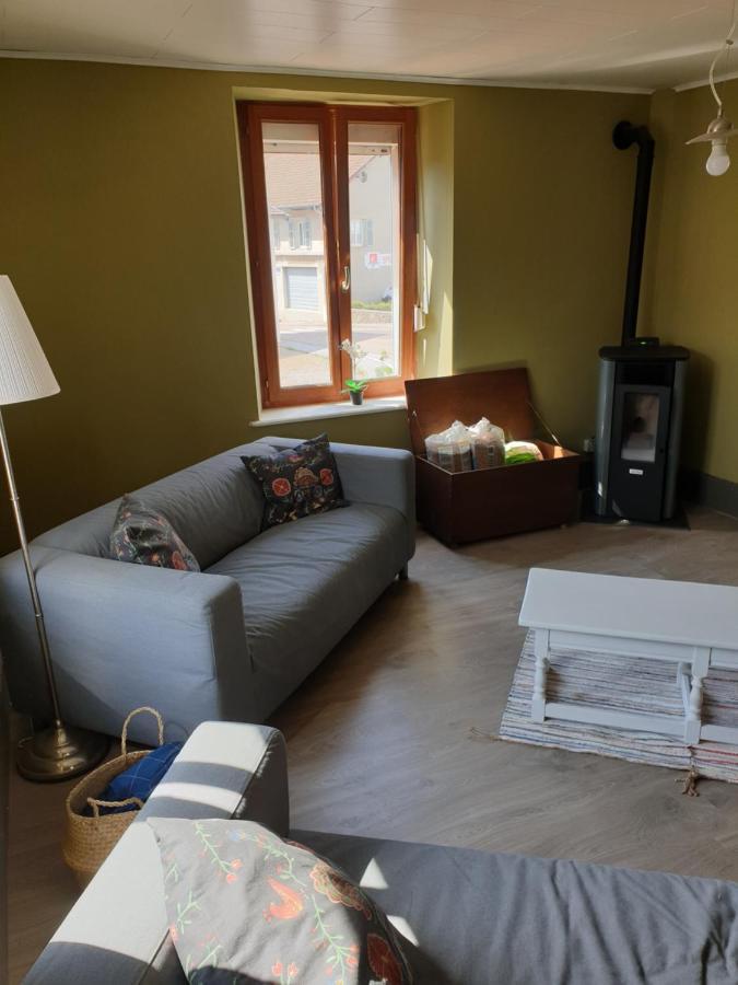Au Pied Du Gazon Saint-Maurice-sur-Moselle Exterior foto